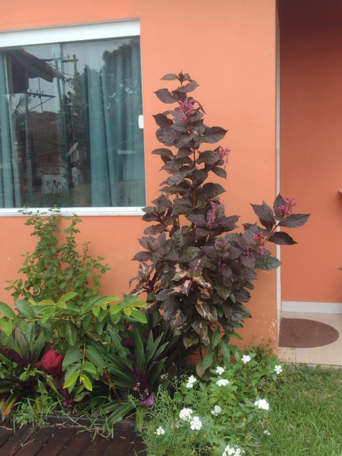 Guest House Flor De Laranjeira Sao Pedro da Aldeia Exterior photo